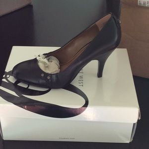Nine West women’s heals